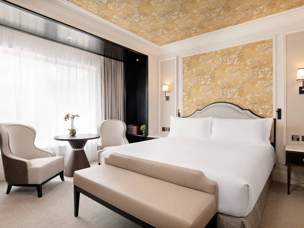 FAIRMONT KING