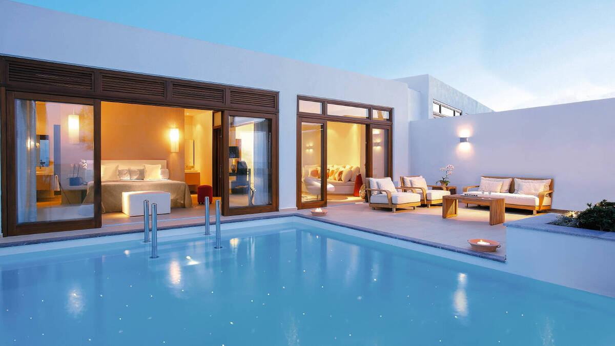 TWO BEDROOM VILLA WATERFRONT WITH PRIVATE POOL