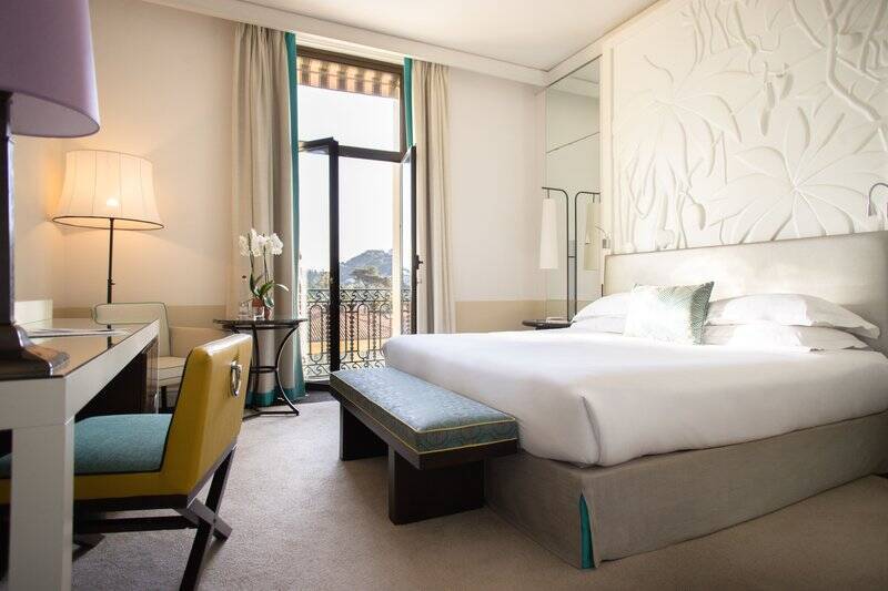 Superior Sea and Garden View Room
