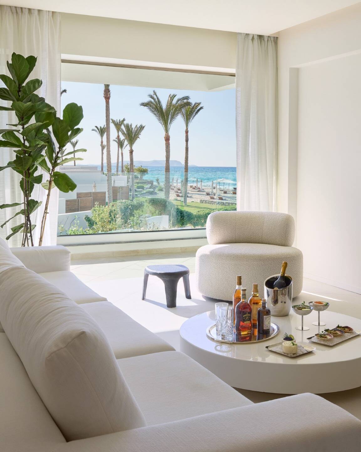 THREE BEDROOM DUPLEX SUITE