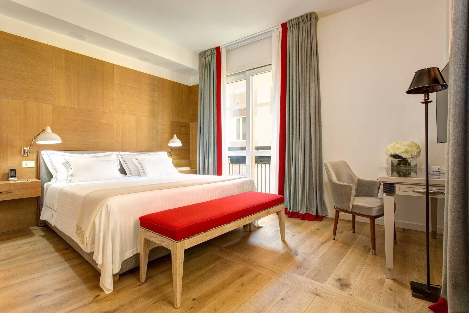 Designer Suite River View