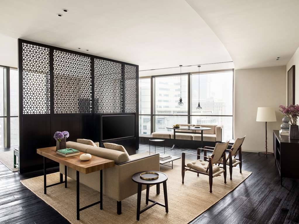 APARTMENT 90