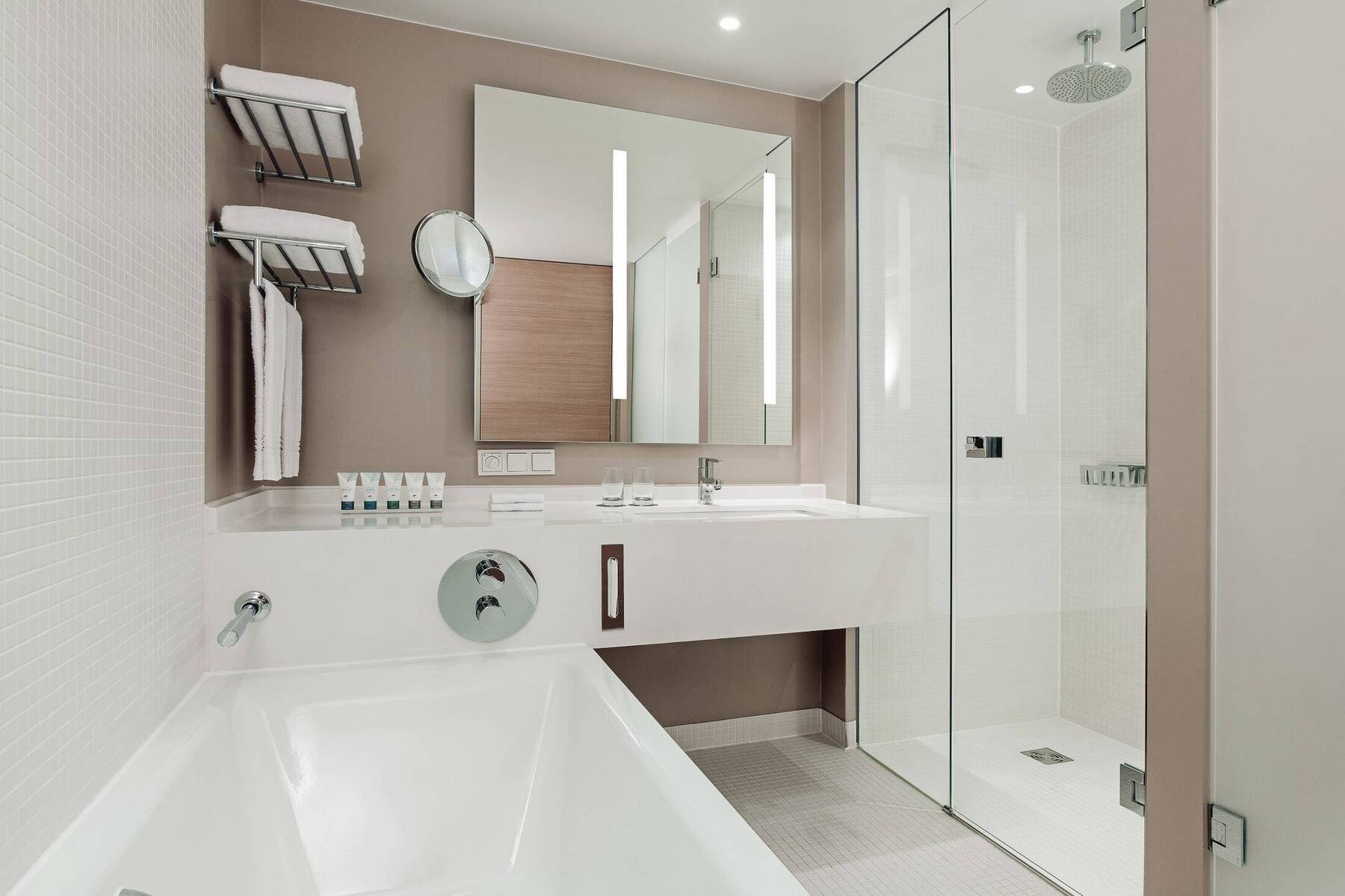 ELBPHILHARMONIE KING SUITE