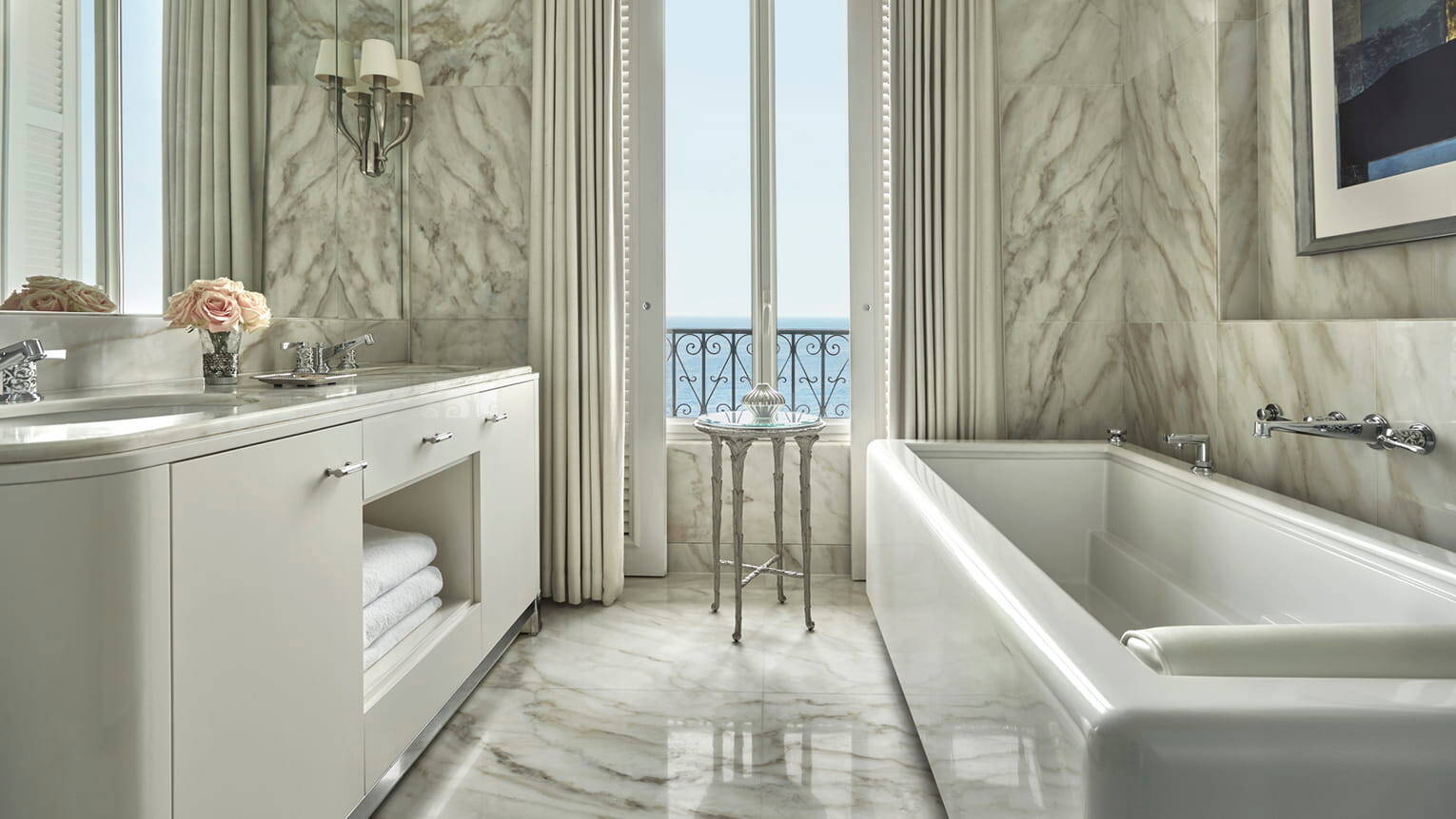 Palace Sea View Suite