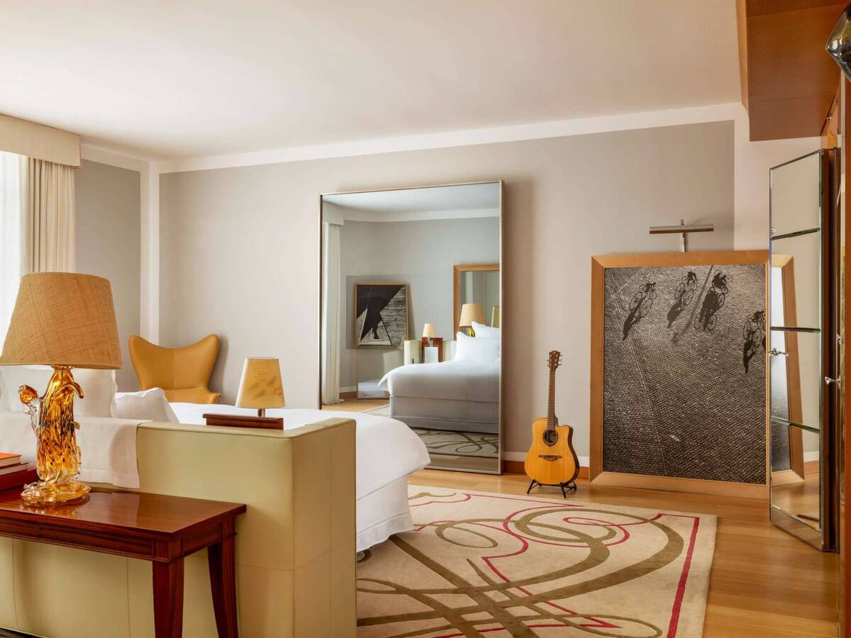 Gallery Suite