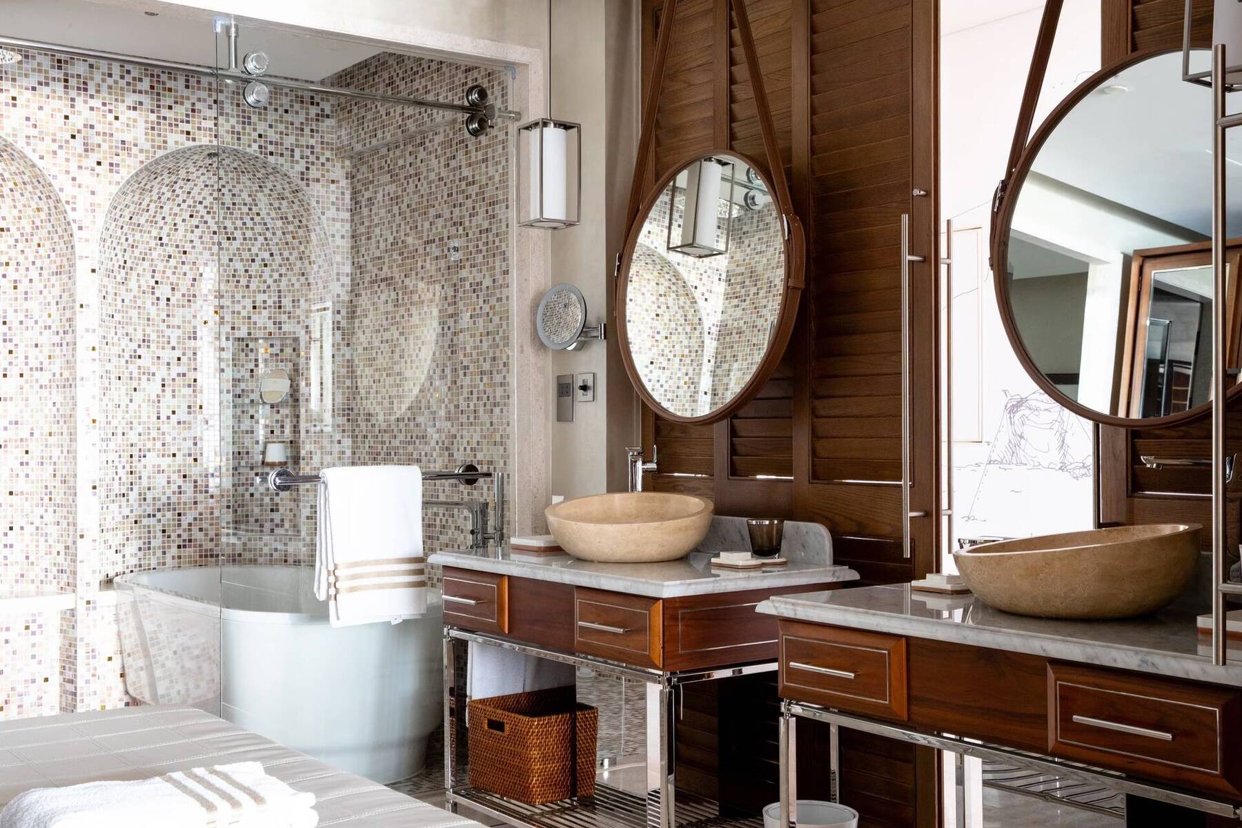 Deluxe Ocean Club Room