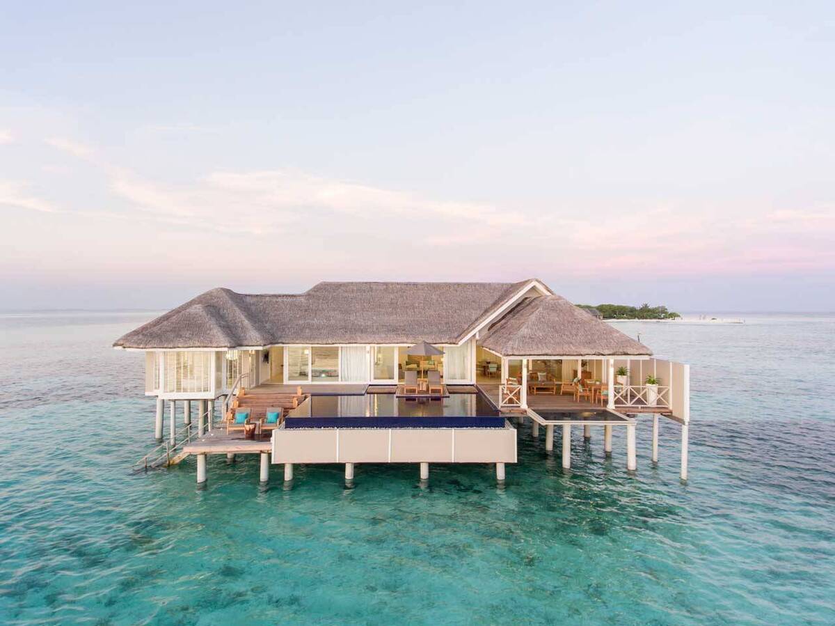 LUX VILLA