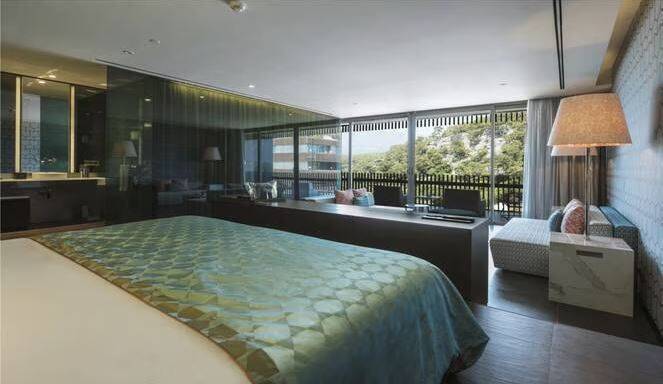 SUITE LAND