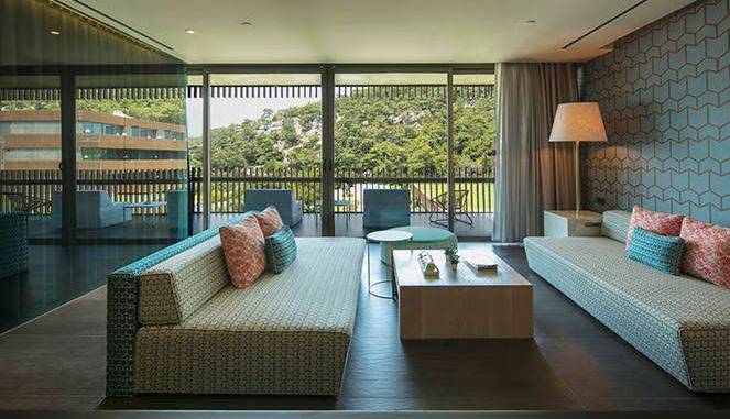 SUITE LAND