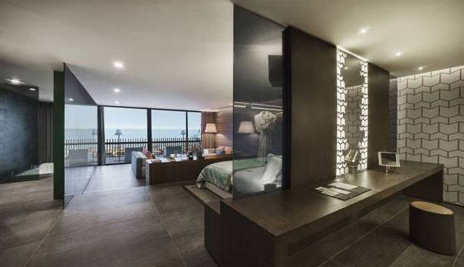 SUITE SEA