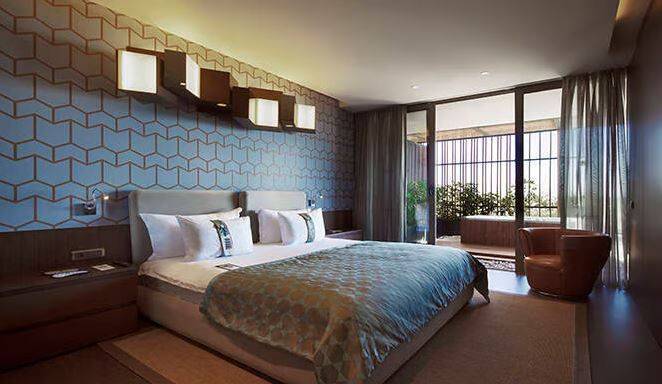ROYAL SUITE FAMILY SEA VIEW