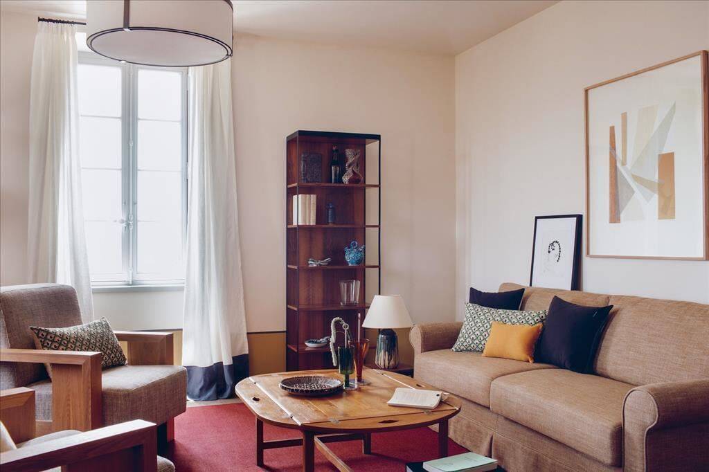 Deluxe Ventoux Suite
