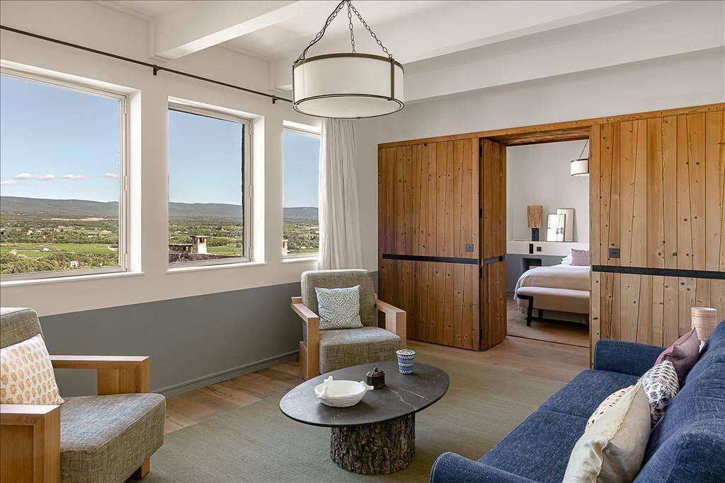 Deluxe Ventoux Suite