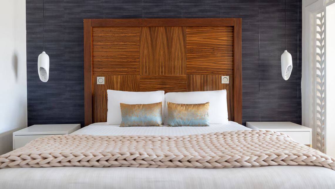 PREMIUM JUNIOR SUITE KING OCEAN VIEW