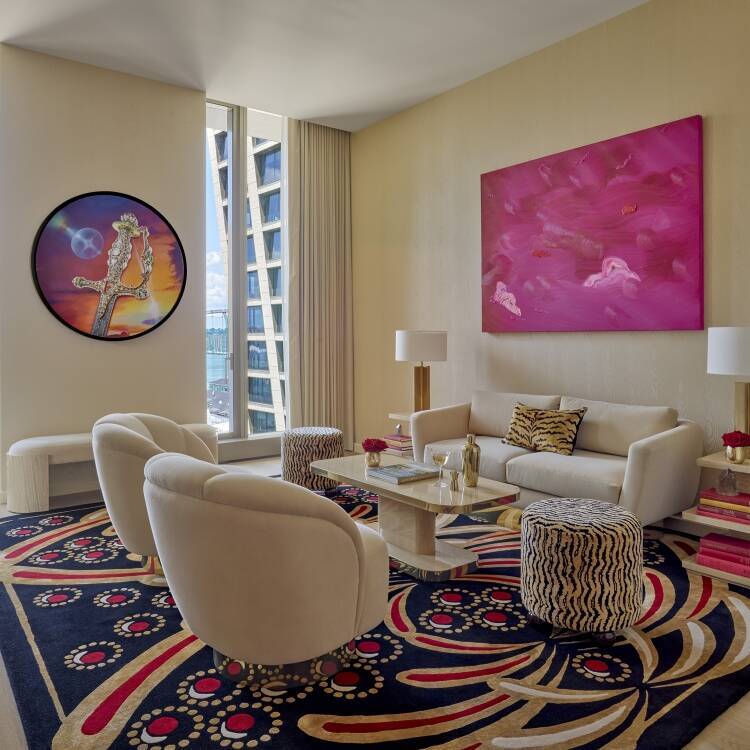HUDSON SIGNATURE ONE BEDROOM SUITE