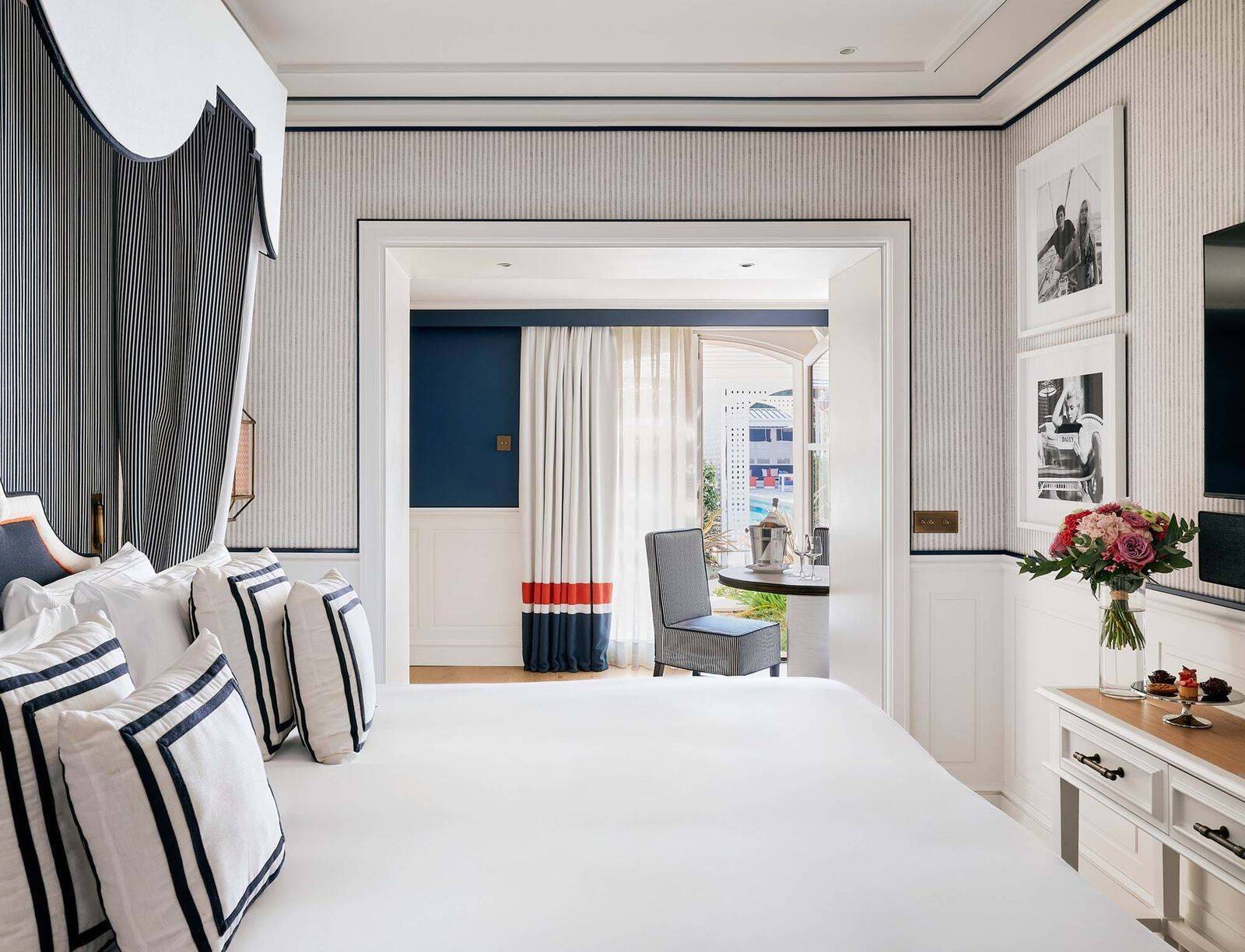 DELUXE ROOM WITH TERRACE