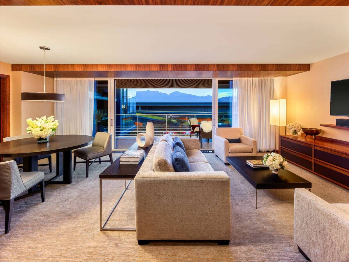 Pool View Suite