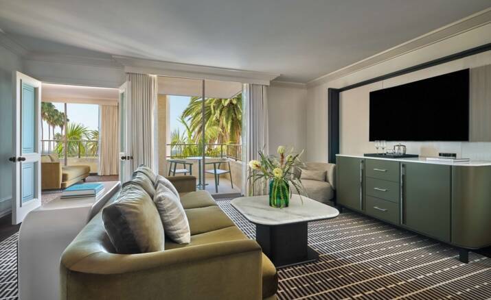 Corner Garden One Bedroom Suite