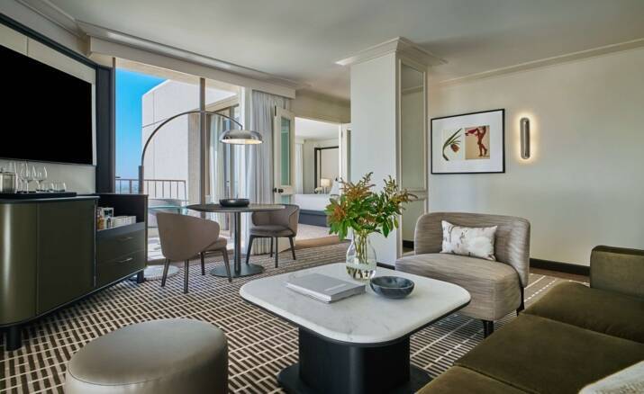 Corner Garden Accessible Suite