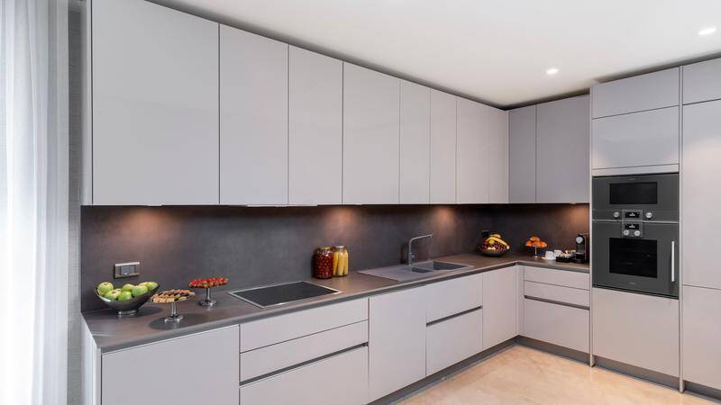 FOUR BEDROOM SEA VIEW RESIDENTIAL APARTMENT