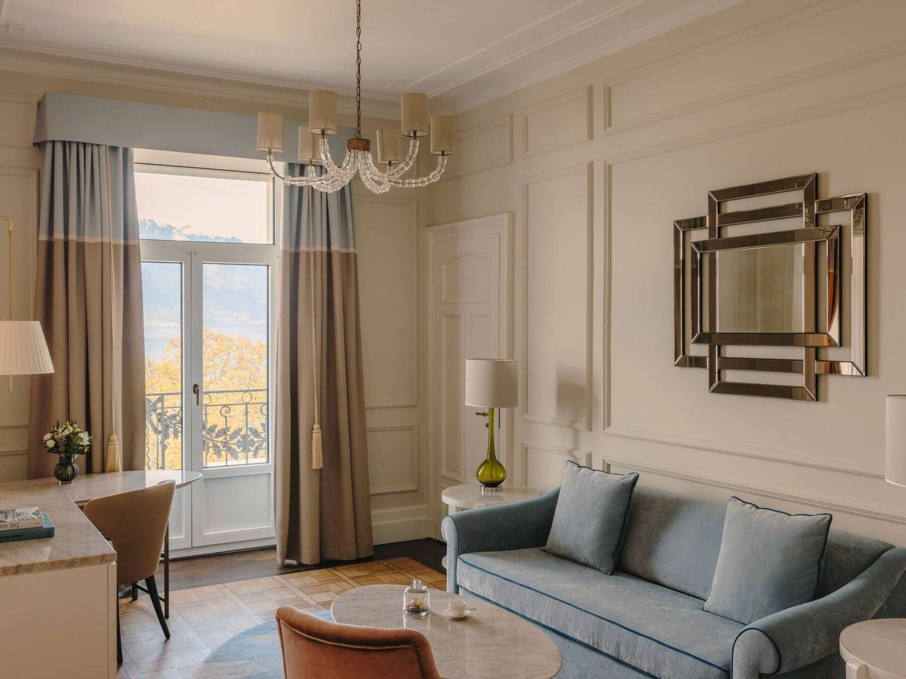 Superior Lake View Room