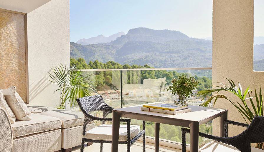 Premium Tramuntana Mountain View