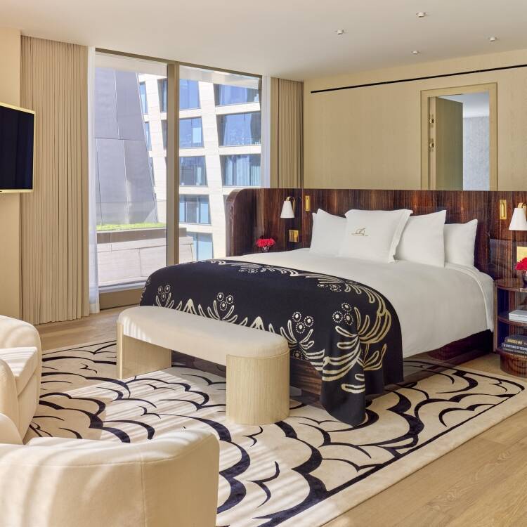 CRYSTAL TWO BEDROOM SUITE