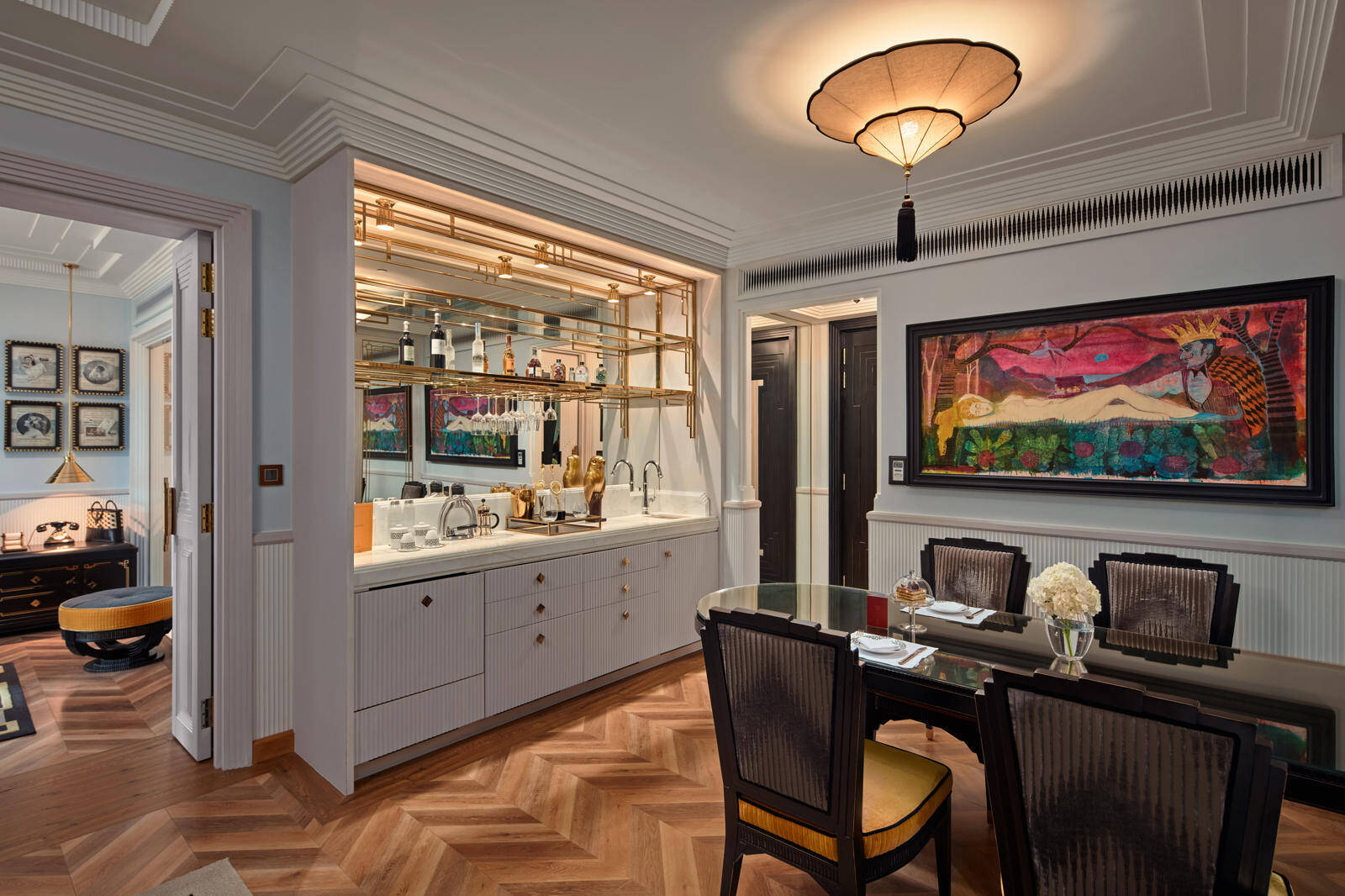 PREMIER SUITE