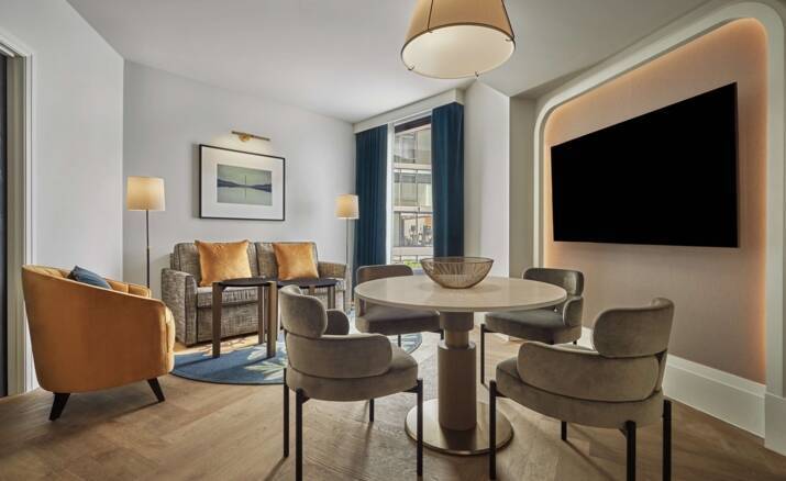 One Bedroom Suite King