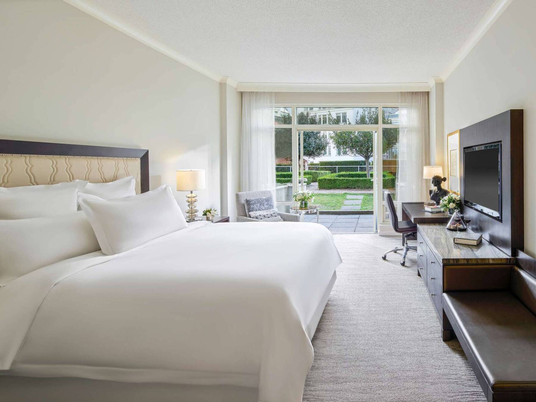 Fairmont Terrace King