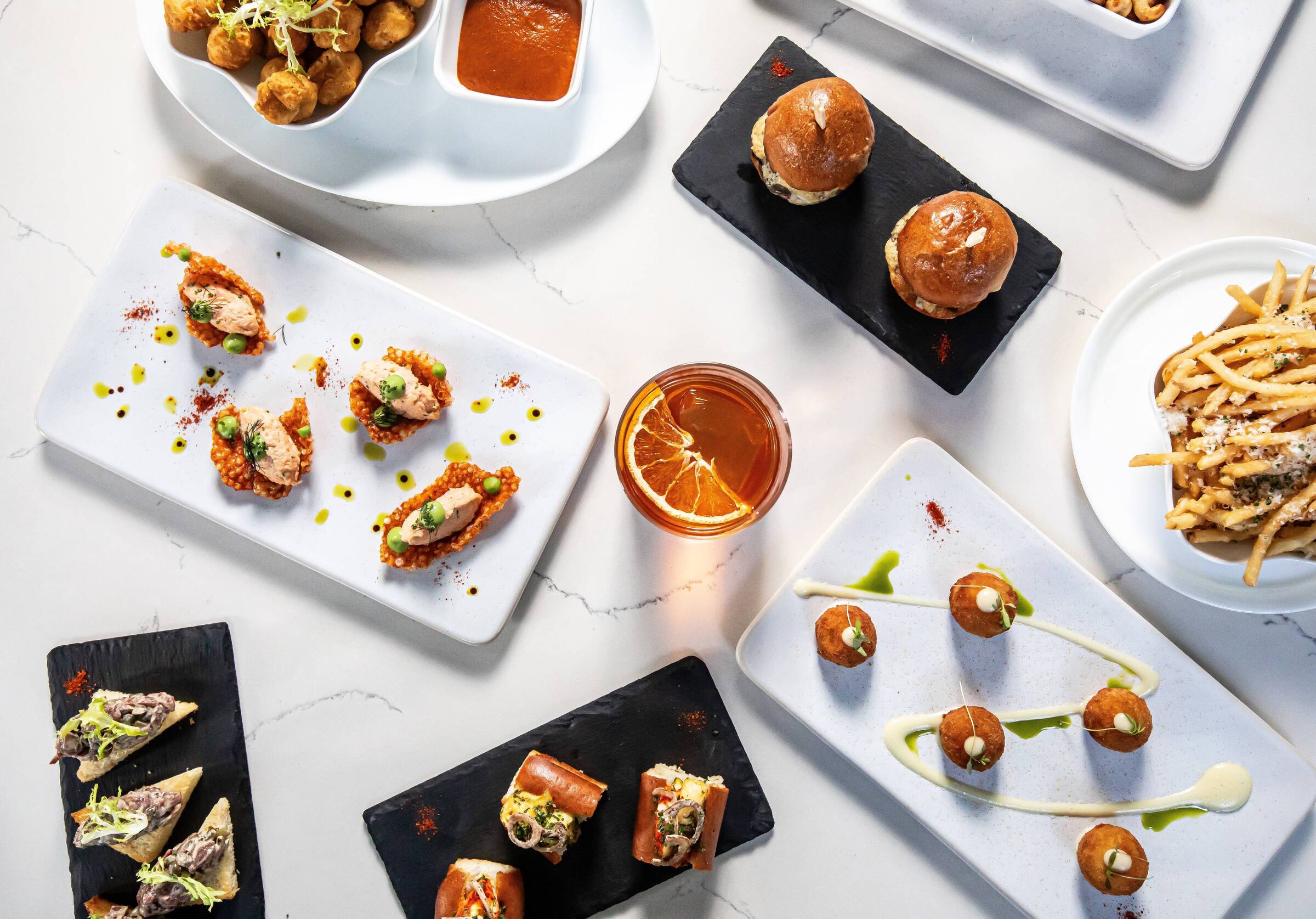 An Evening at Le Jardinier