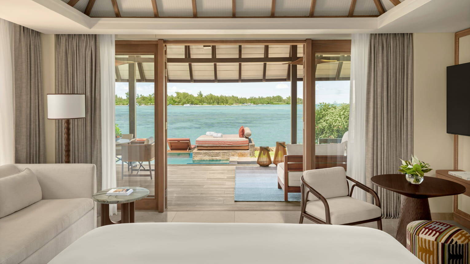 Ocean Pool Villa Two Queens