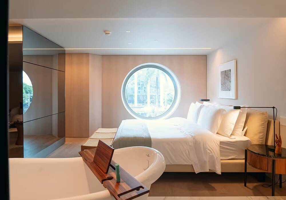 Broadway Suite