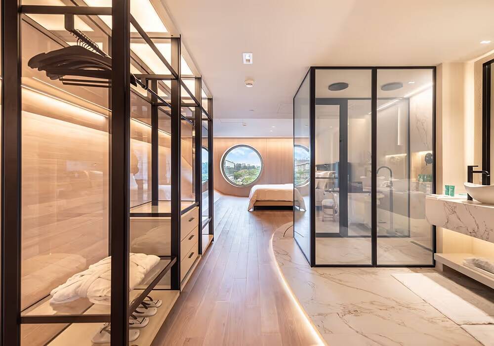 Champs Élysées Suite