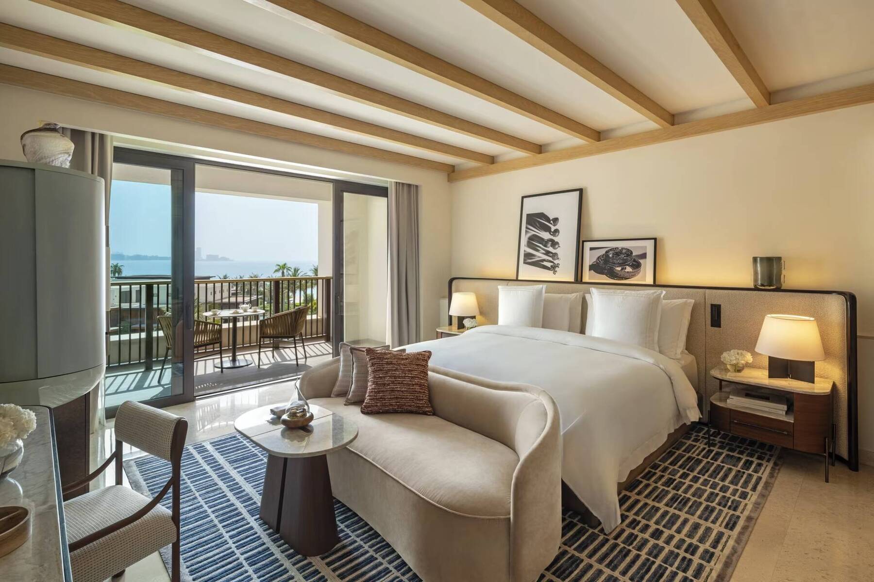Deluxe Family Suite