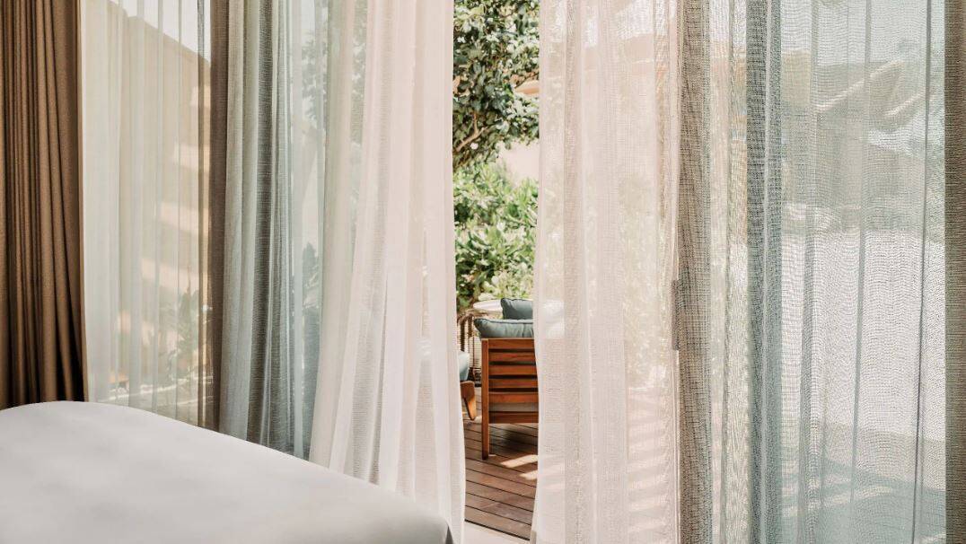 KING BED ROOM