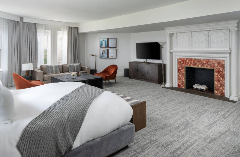 Melville Mansion Suite with King Bed