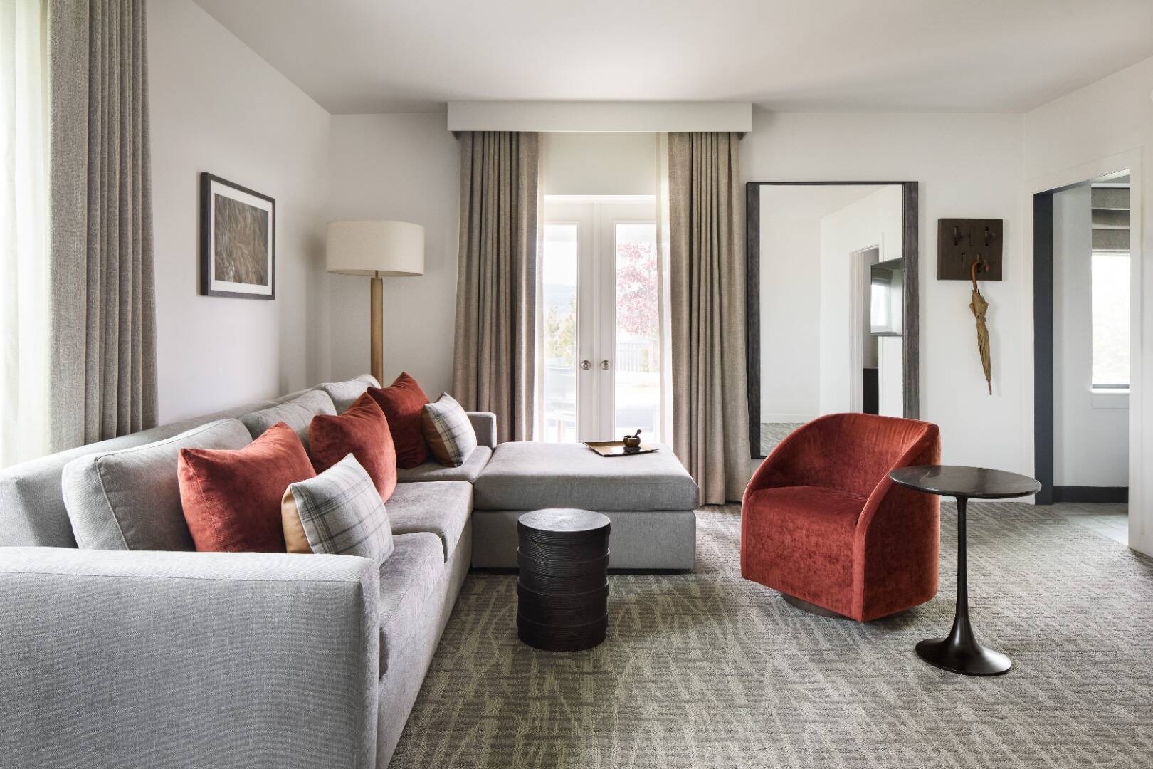 Carriage Suite with King Bed