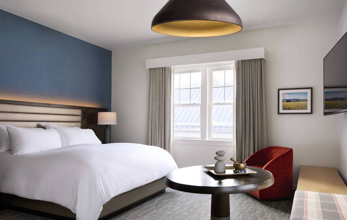 King Accessible Room 