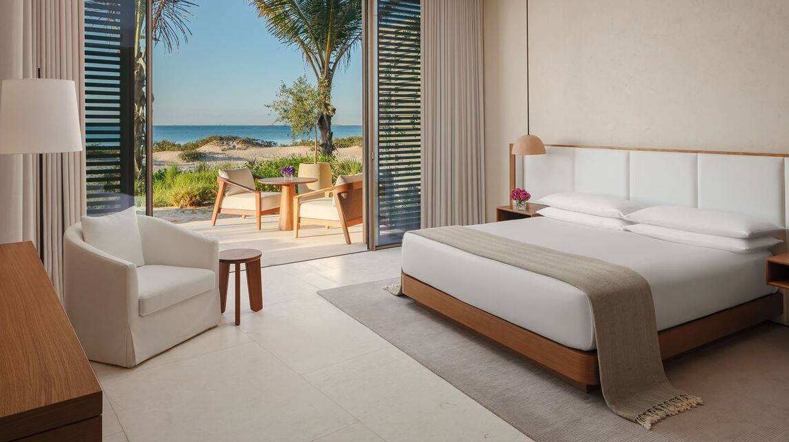 MANGROVES SUITE KING SEA VIEW