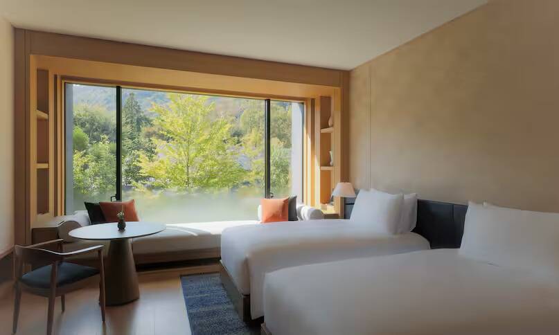 Deluxe Room Twin