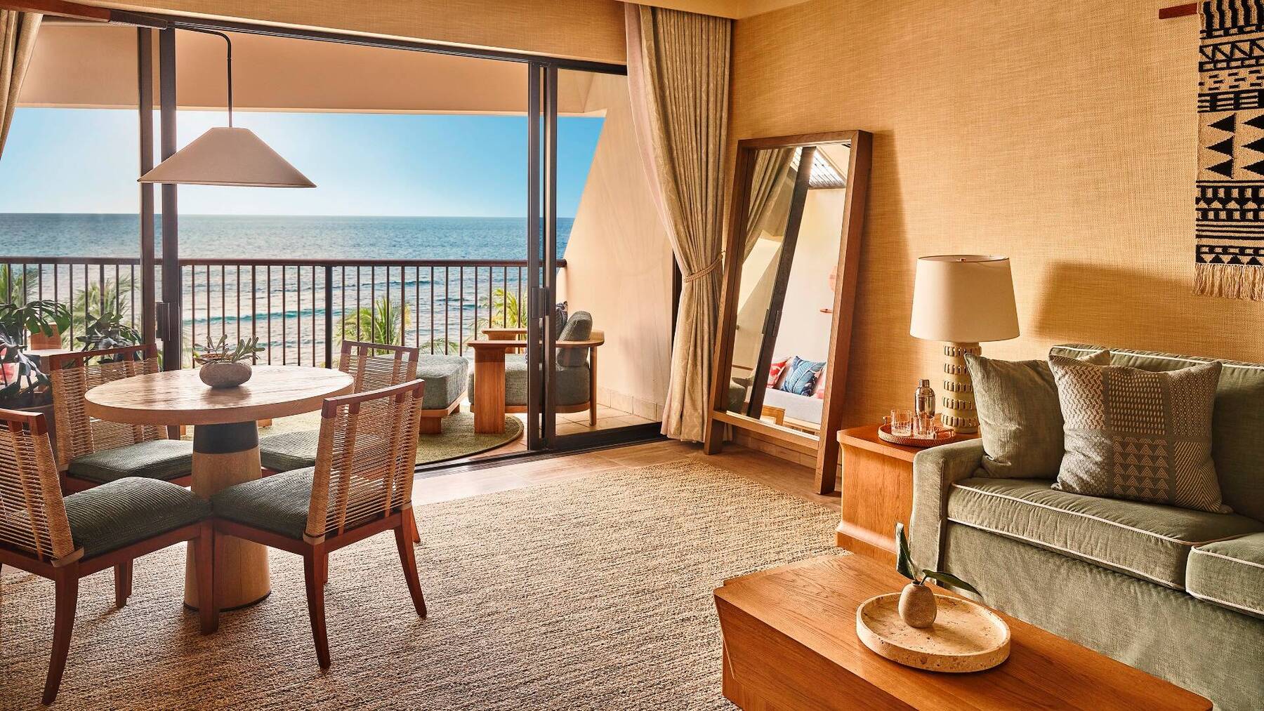 OCEANFRONT TWO BEDROOM SUITE