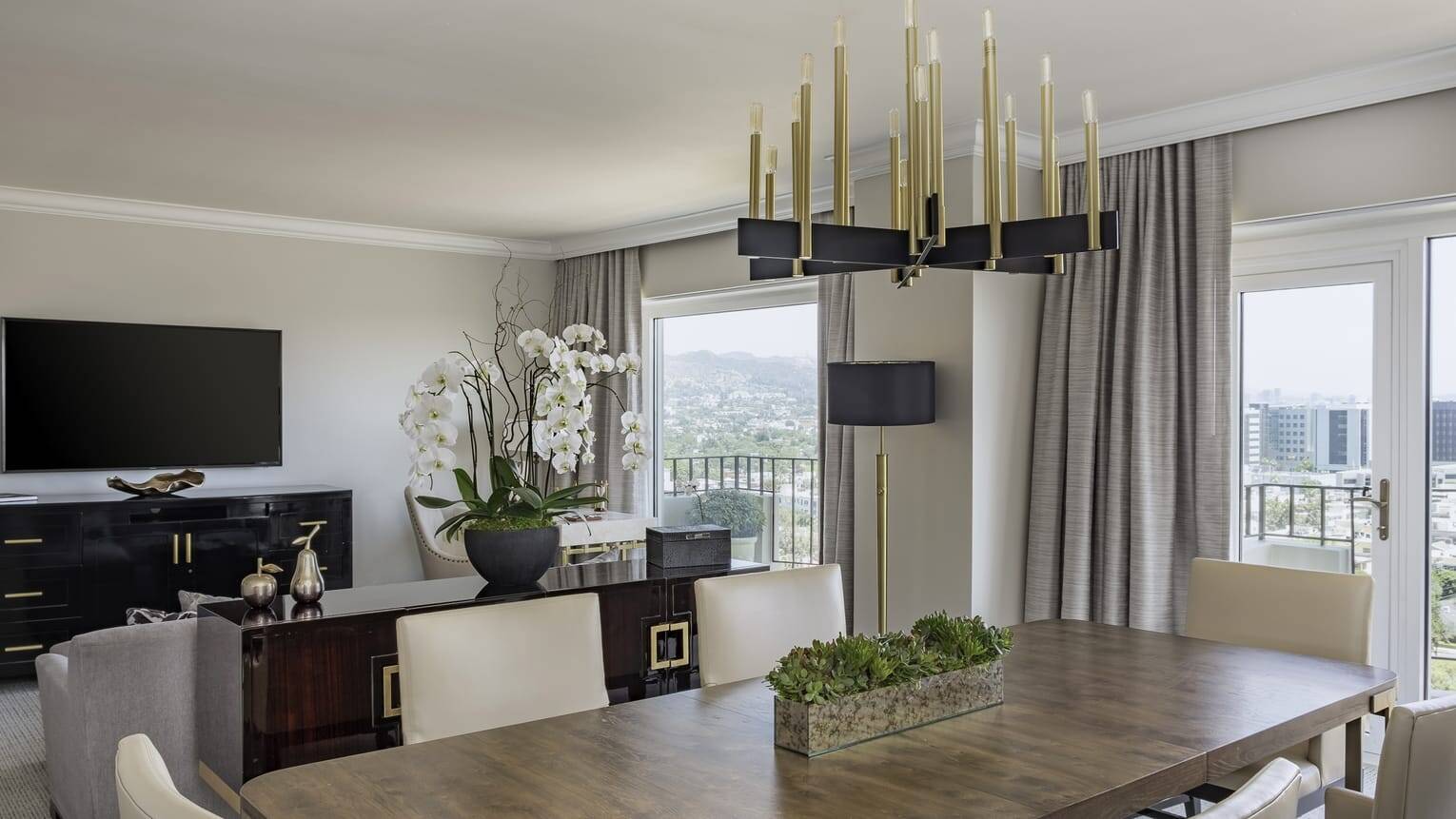 Grand Doheny Suite