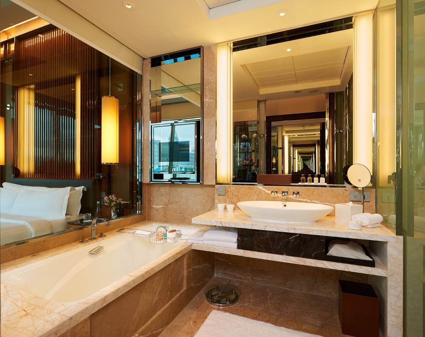Deluxe Room King