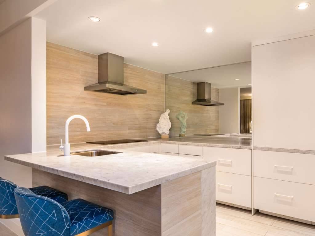 OCEAN VIEW ONE BEDROOM RESIDENCE 