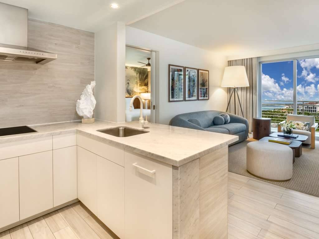 OCEAN VIEW SIGNATURE SUITE