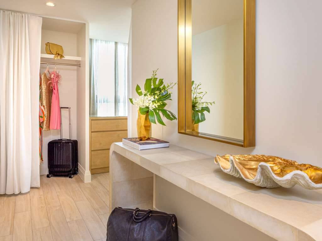 THREE BEDROOM SLS RESIDENCE