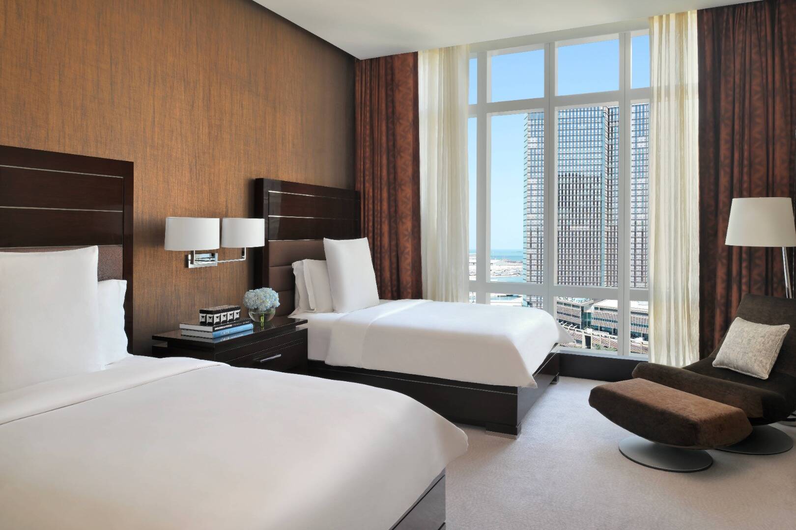 Pearl Suite