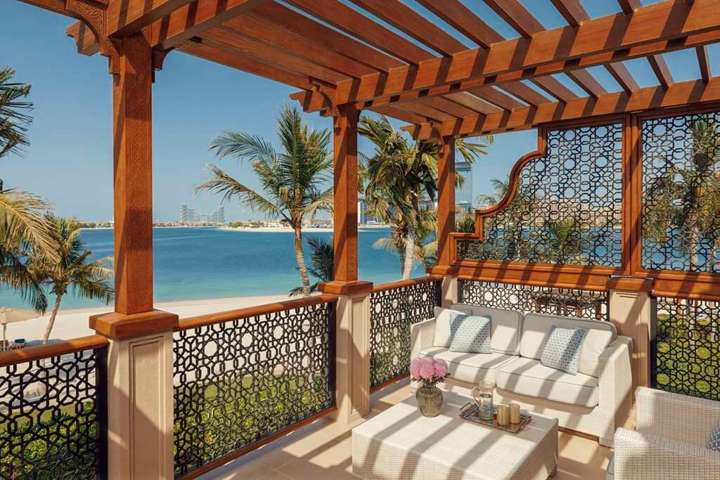 Beachfront Executive Suite