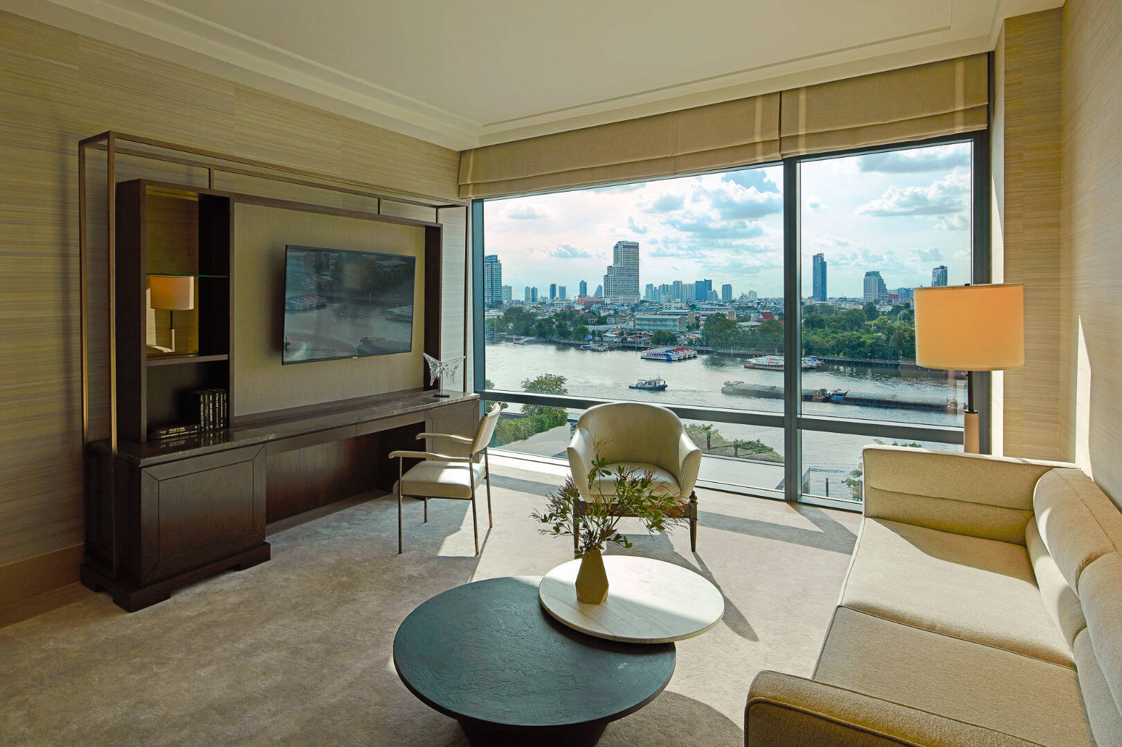 River Suite King